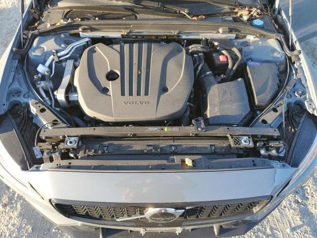 2024 VOLVO S60 CORE 11