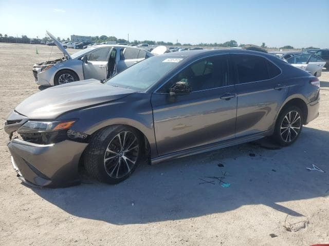 2020 TOYOTA CAMRY SE - 1