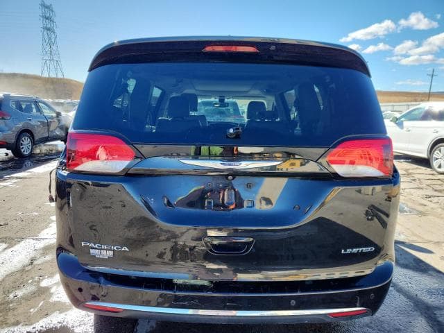 2020 CHRYSLER PACIFICA LIMITED 6
