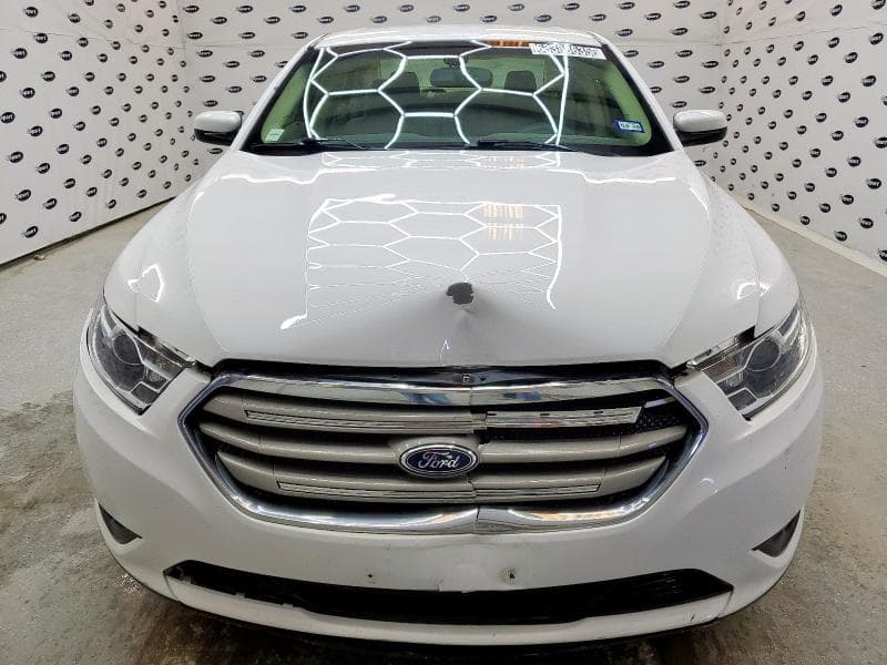 2018 FORD TAURUS SEL 5