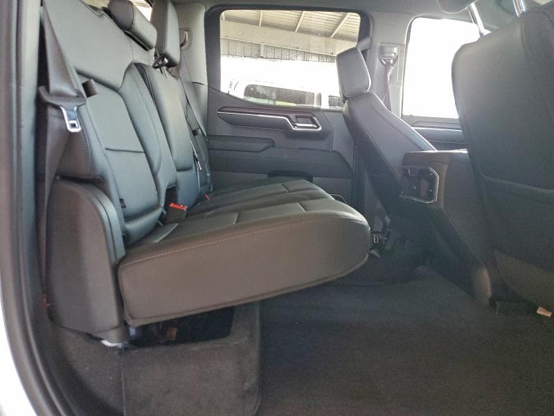 2024 GMC SIERRA K1500 SLT 11