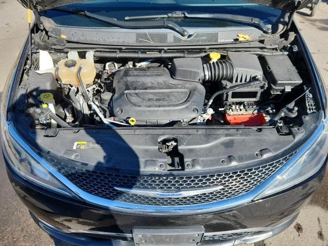 2020 CHRYSLER PACIFICA LIMITED 12