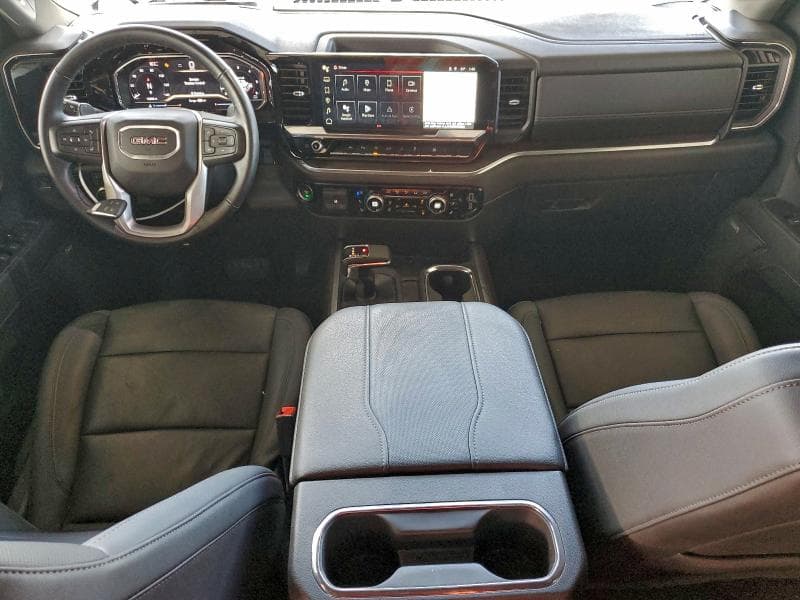 2024 GMC SIERRA K1500 SLT 8