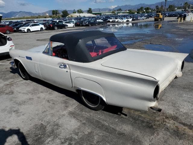 1957 FORD THUNDE 2