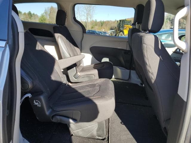 2017 CHRYSLER PACIFICA LX 11
