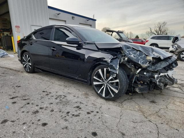 2019 NISSAN ALTIMA SR 4
