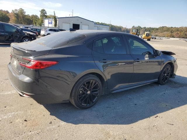 2025 TOYOTA CAMRY 3