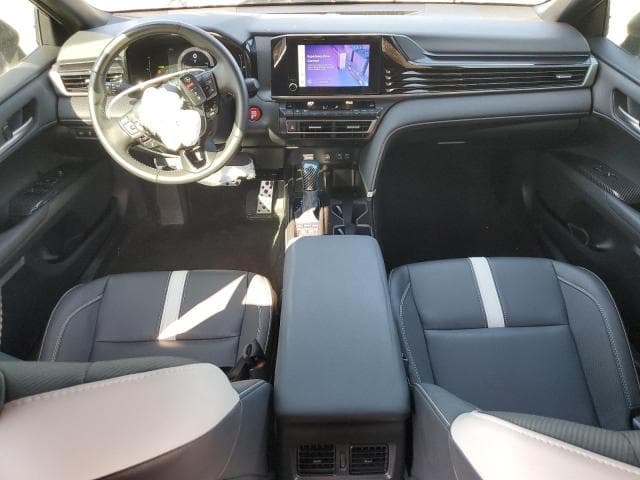 2025 TOYOTA CAMRY 8