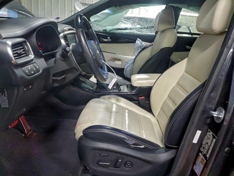 2017 KIA SORENTO SX 7