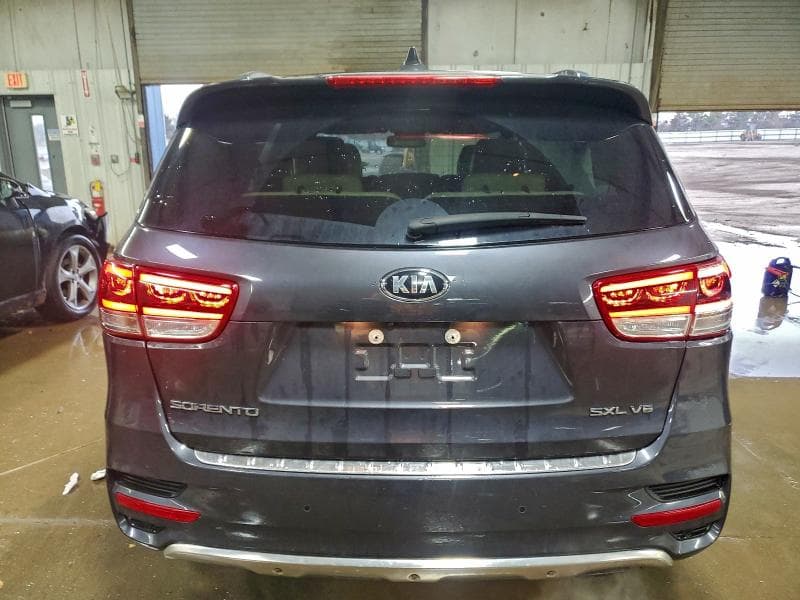 2017 KIA SORENTO SX 6