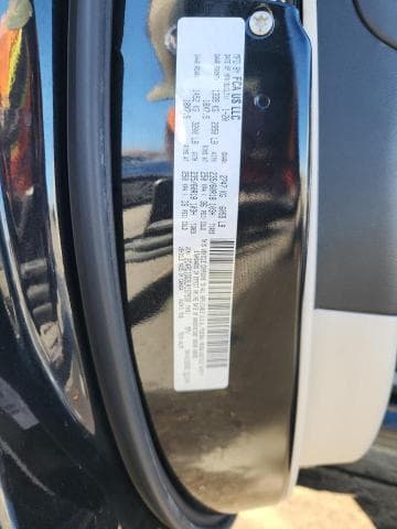2020 CHRYSLER PACIFICA LIMITED 14