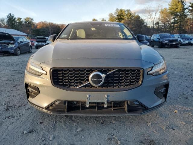 2024 VOLVO S60 CORE 5