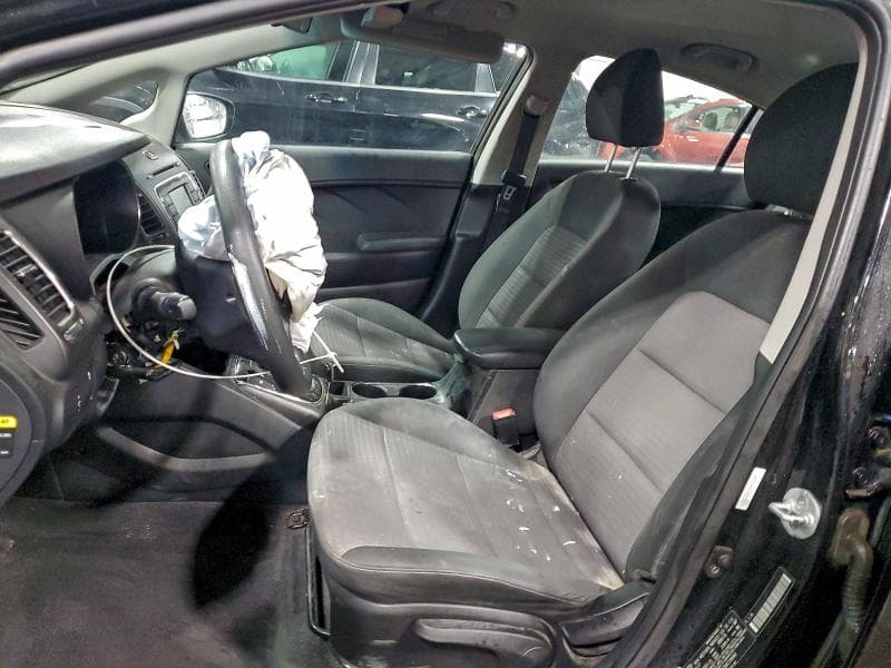 2017 KIA FORTE LX 7
