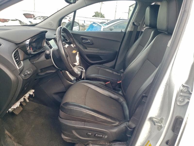 2019 CHEVROLET TRAX 1LT 7