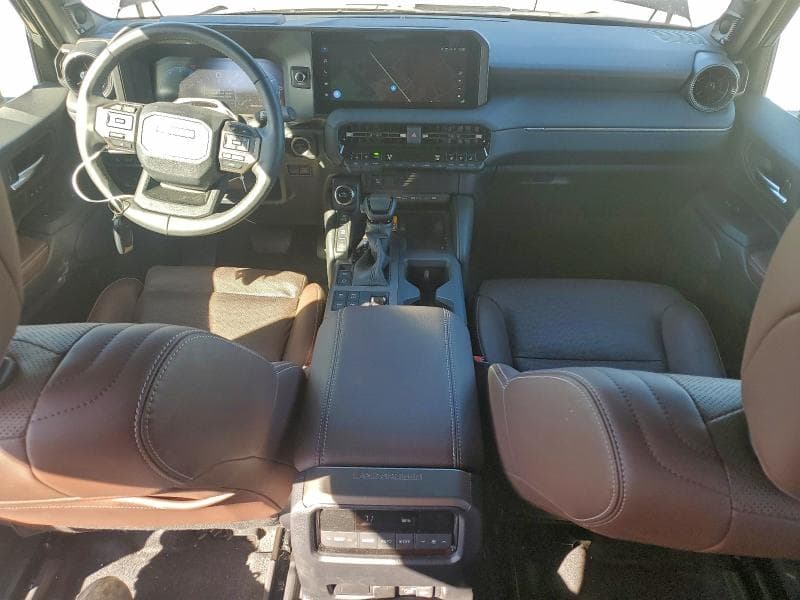 2025 TOYOTA LAND CRUISER BASE 8