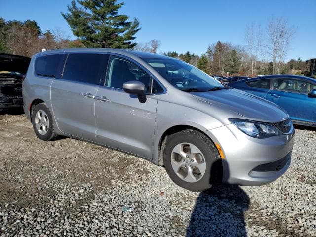 2017 CHRYSLER PACIFICA LX 4