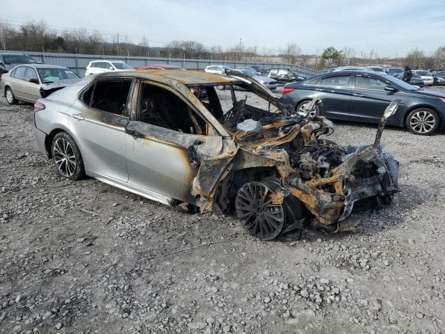2018 TOYOTA CAMRY L 4
