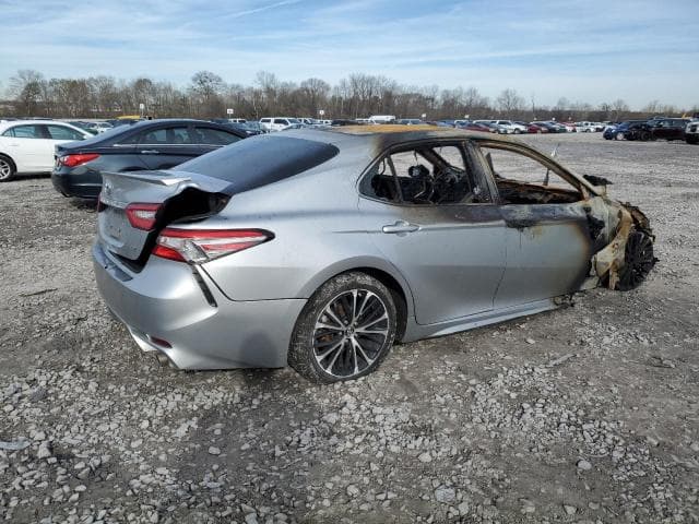 2018 TOYOTA CAMRY L 3