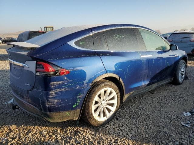 2018 TESLA MODEL X 3