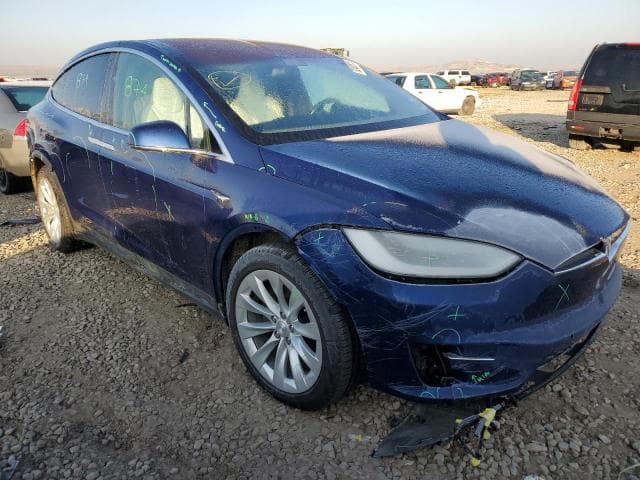 2018 TESLA MODEL X 4