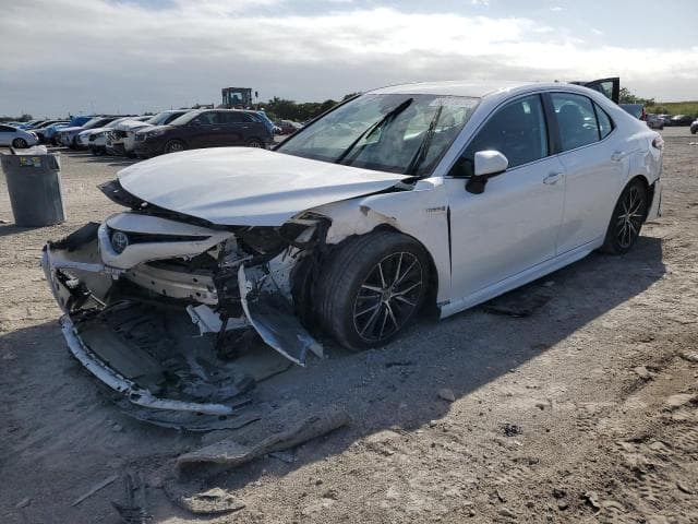 2021 TOYOTA CAMRY SE - 1