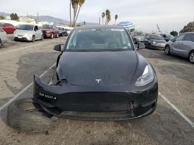 2023 TESLA MODEL Y 5