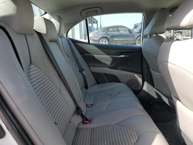2021 TOYOTA CAMRY SE 10