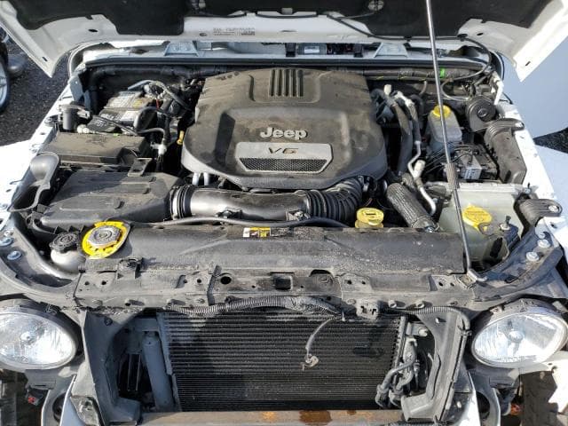 2018 JEEP WRANGLER UNLIMITED SAHARA 11
