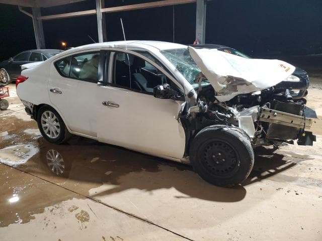 2017 NISSAN VERSA S 4