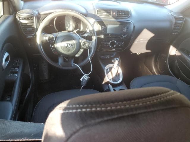 2017 KIA SOUL + 8