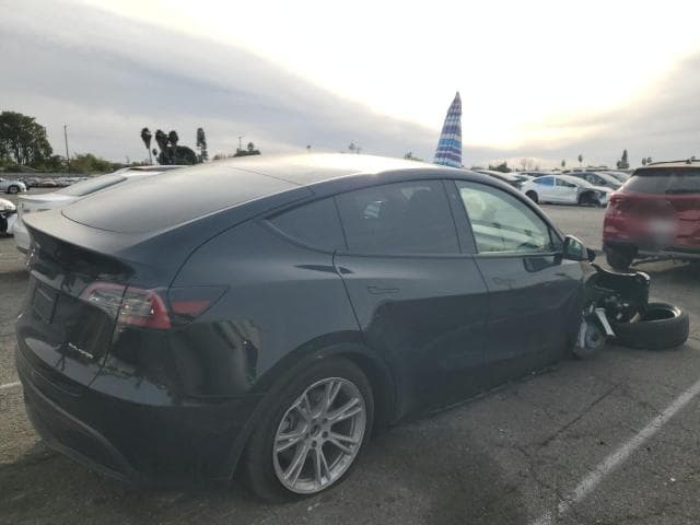 2023 TESLA MODEL Y 3