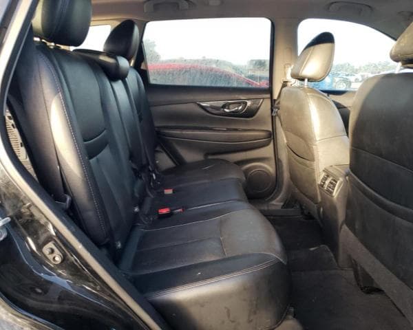 2017 NISSAN ROGUE SV 11