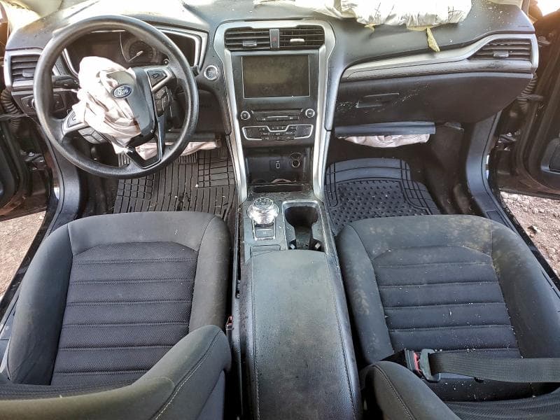 2017 FORD FUSION SE 8