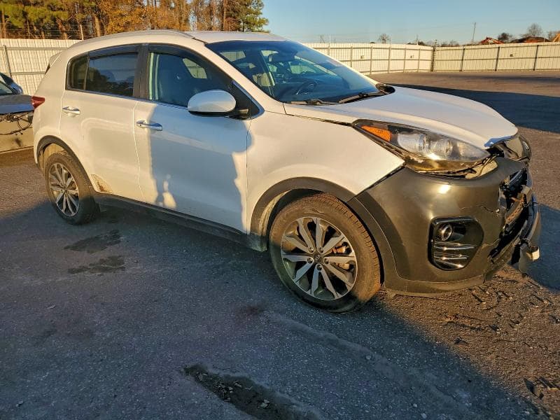 2017 KIA SPORTAGE EX 4