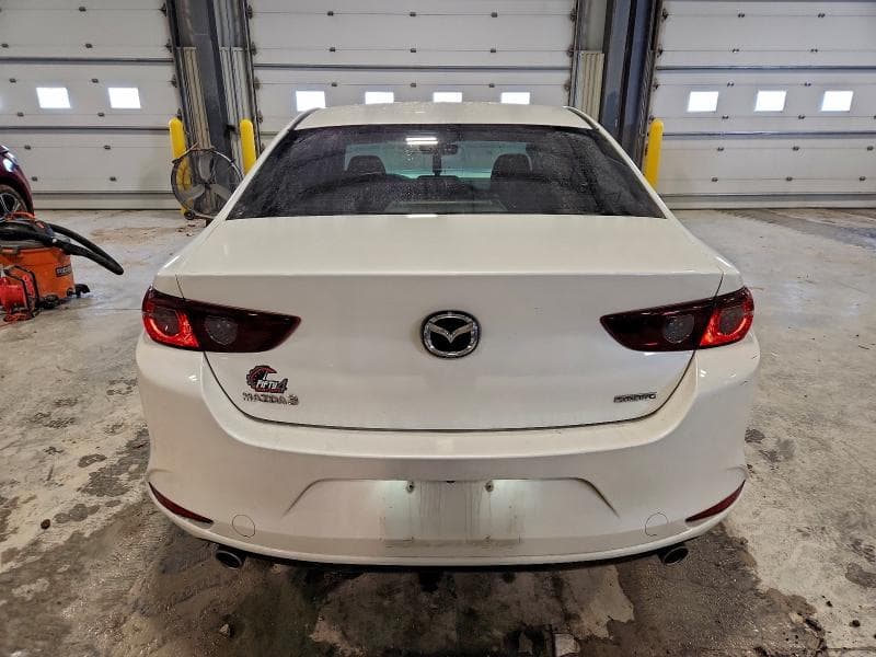 2021 MAZDA 3 SELECT 6