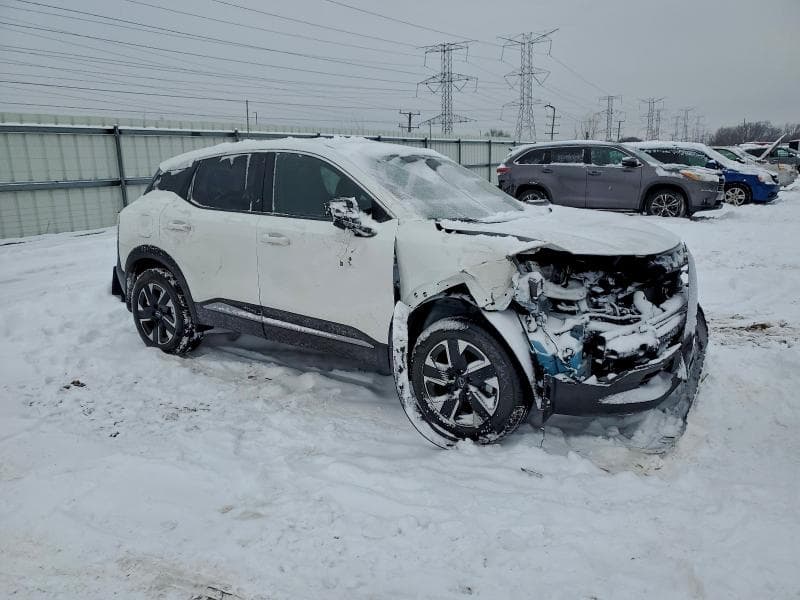 2025 NISSAN KICKS SV 4
