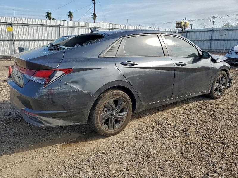 2021 HYUNDAI ELANTRA SEL 3