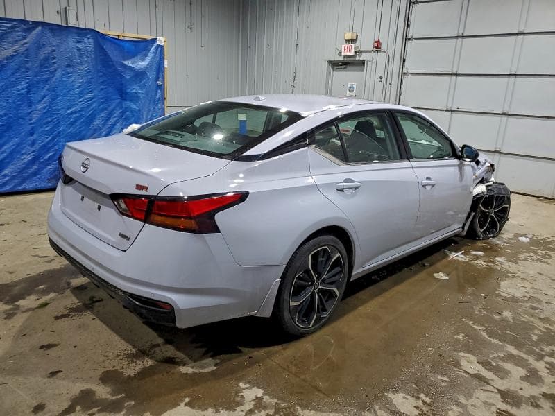 2024 NISSAN ALTIMA SR 3