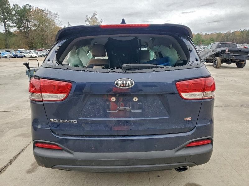 2017 KIA SORENTO LX 6