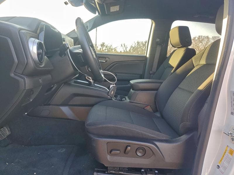 2024 CHEVROLET COLORADO LT 7