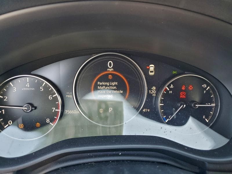 2020 MAZDA 3 SELECT 9
