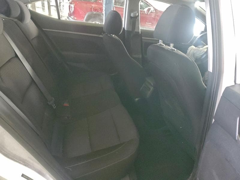 2018 HYUNDAI ELANDRA 10