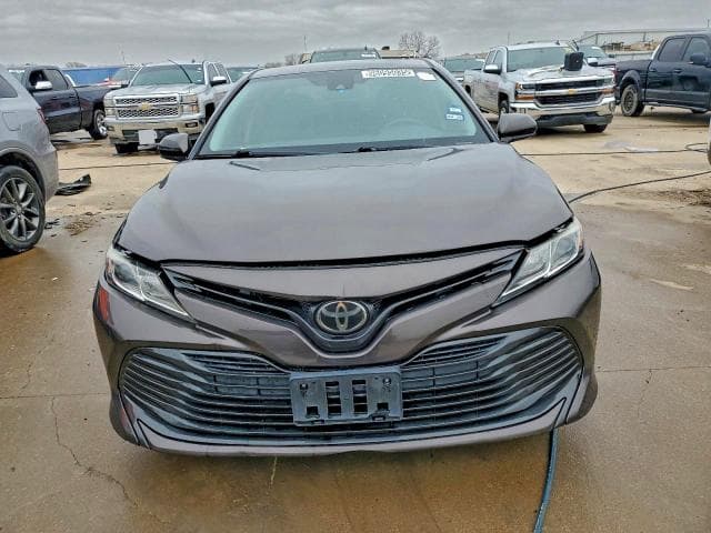 2020 TOYOTA CAMRY LE 5