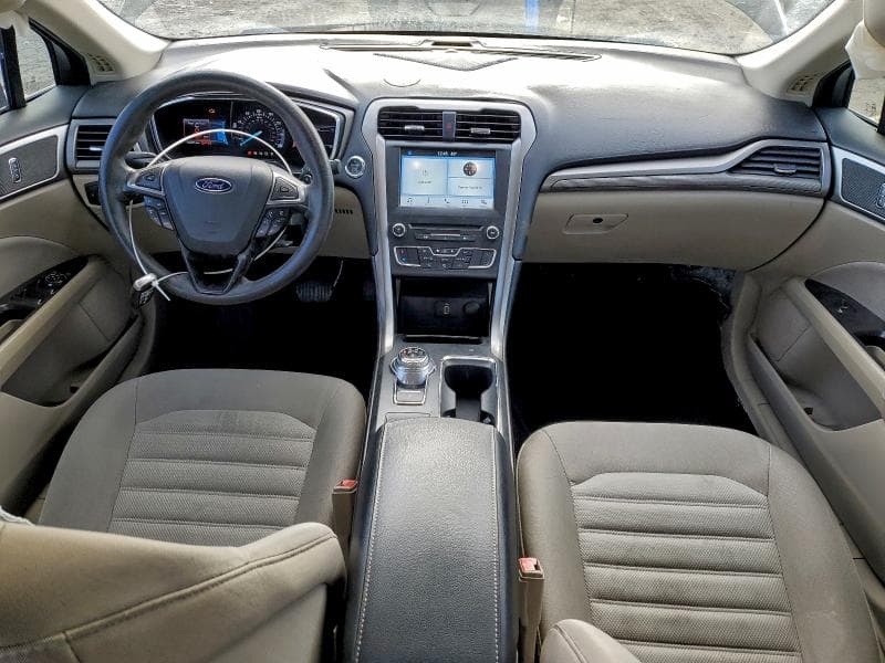 2017 FORD FUSION SE 8