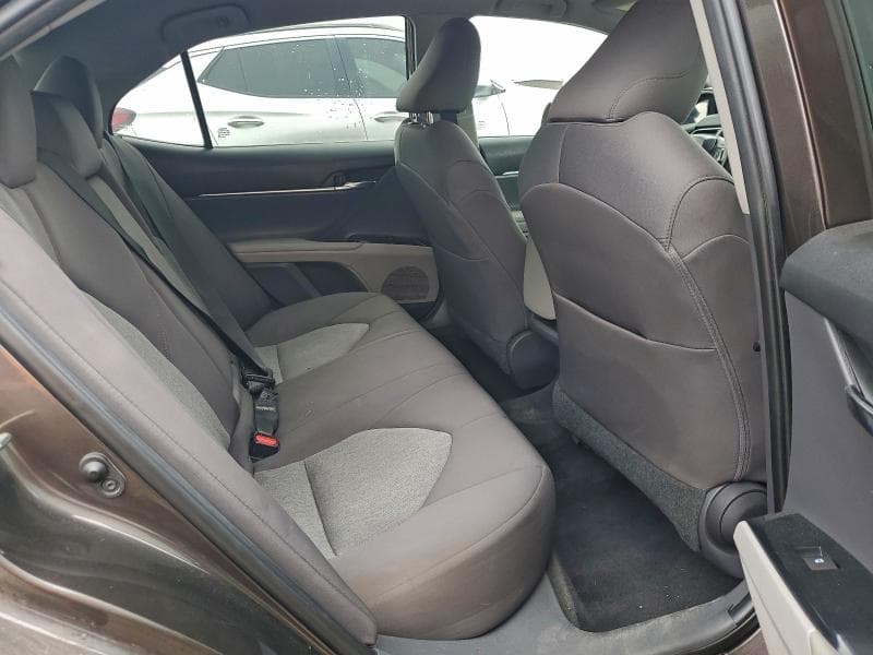 2020 TOYOTA CAMRY LE 10
