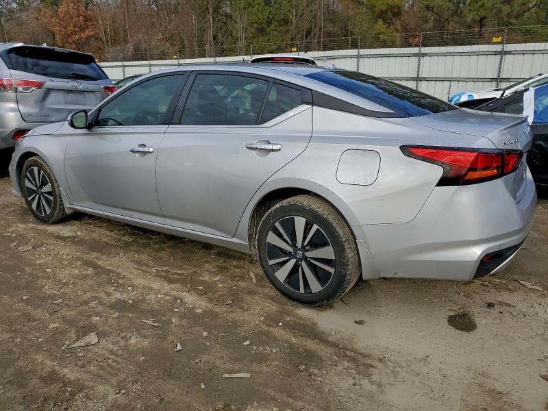 2022 NISSAN ALTIMA 2.5 SV 2