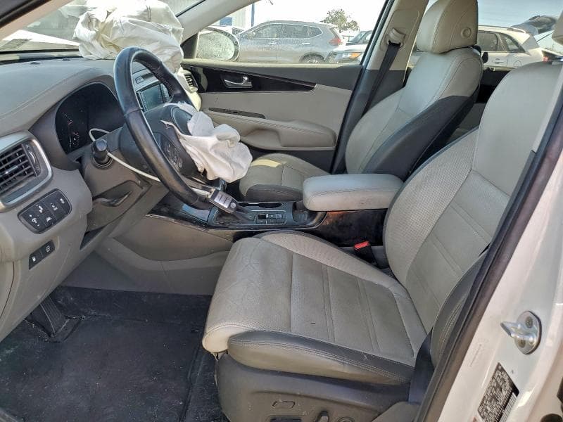 2017 KIA SORENTO SX 7