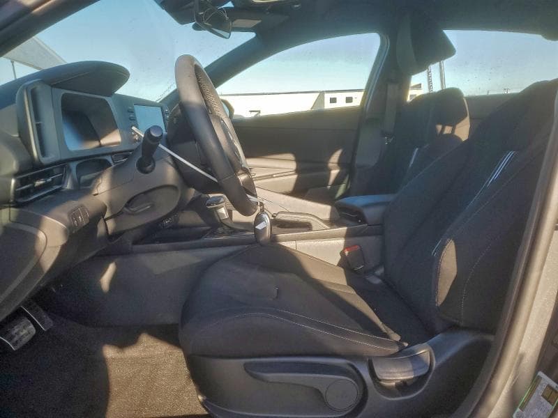 2025 HYUNDAI ELANTRA SEL SPORT 7