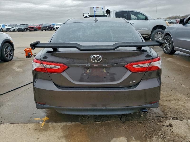 2020 TOYOTA CAMRY LE 6