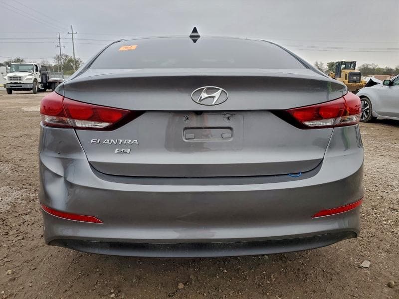 2018 HYUNDAI ELANTRA SE 6